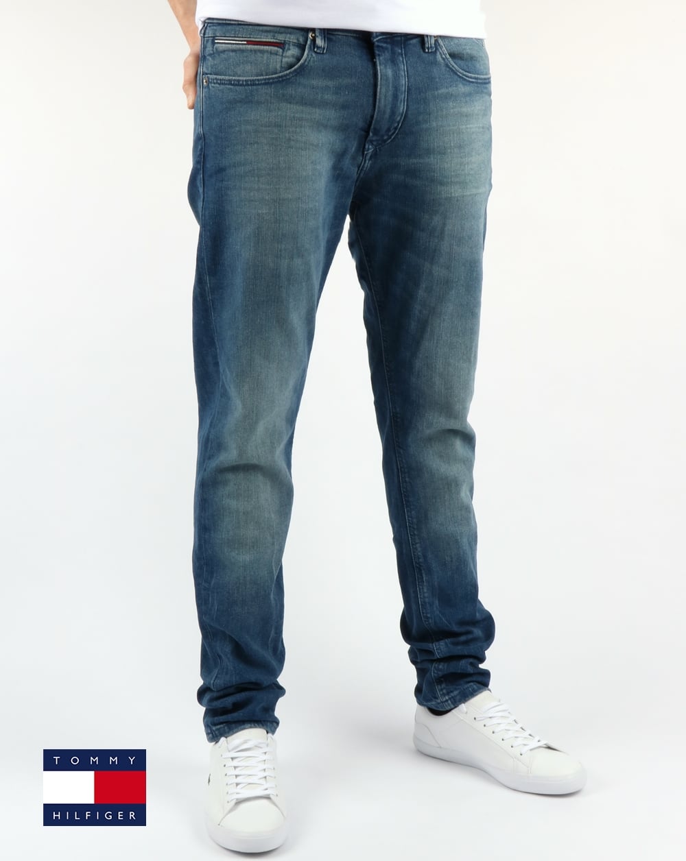 Tommy Hilfiger Steve Slim Tapered Fit Jeans Beere Mittelblau Komfort
