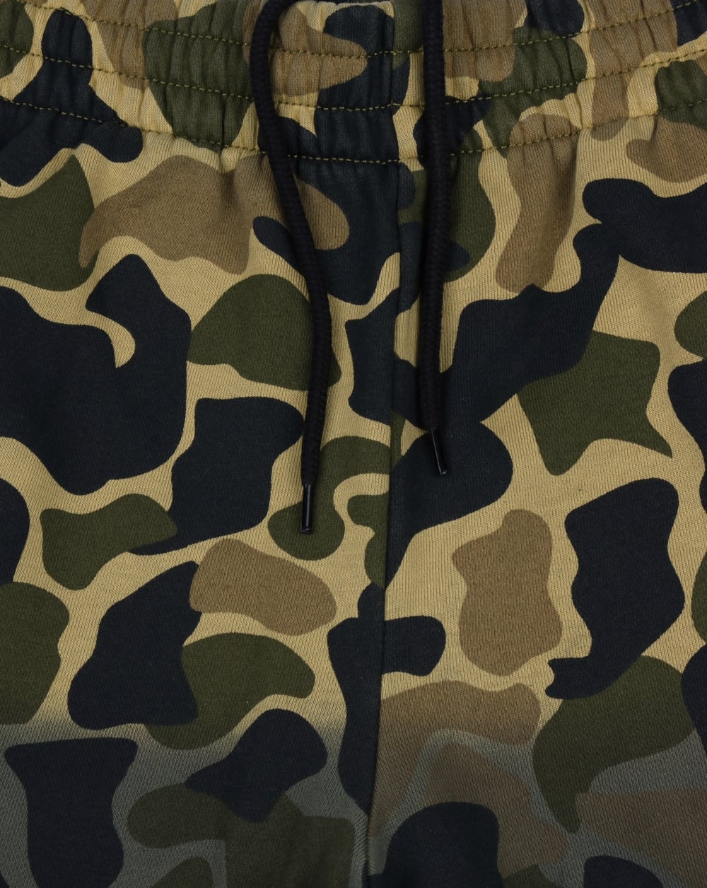 Adidas Originals – Camouflage-Shorts, mehrfarbig