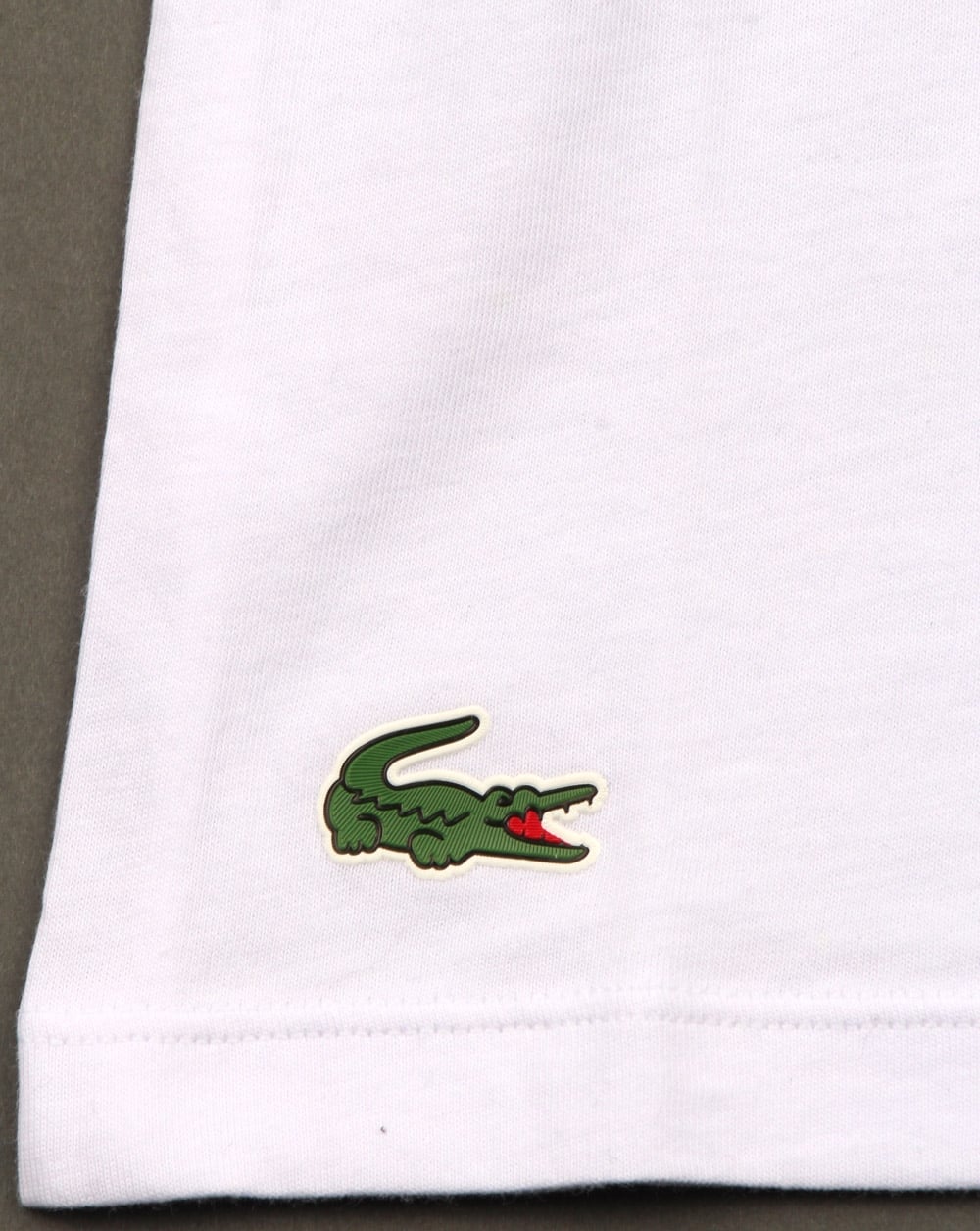Lacoste – Slim Fit Crew-T-Shirts im Dreierpack in Weiß