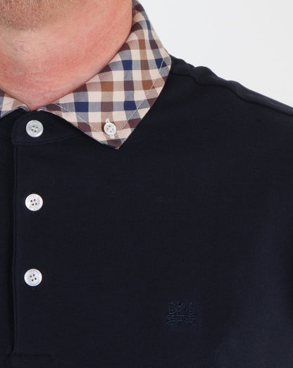 Aquascutum – Coniston – Poloshirt mit kariertem Kragen, Marineblau
