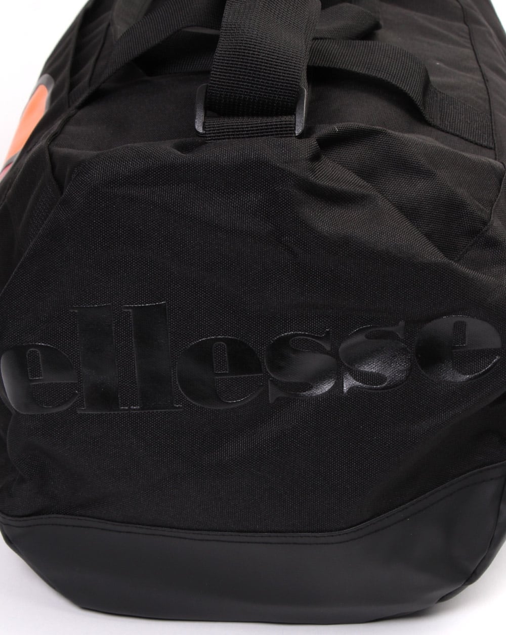 Ellesse – Gallo – Fasstasche in Schwarz