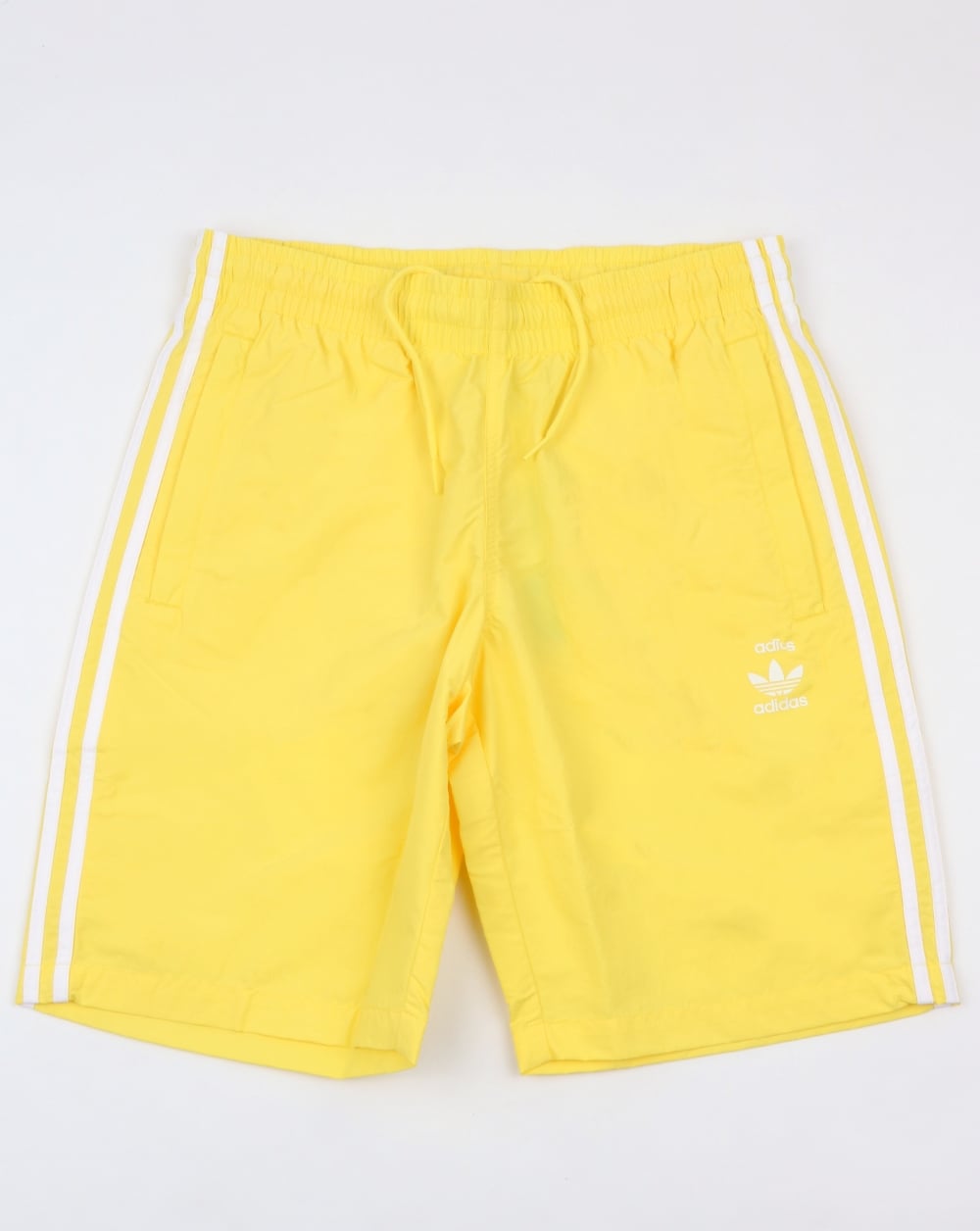 Adidas Originals – Badeshorts mit 3 Streifen, intensives Zitronengelb