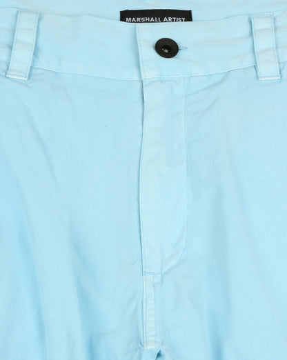 Marshall Artist – Kleidungsstückgefärbte Combat-Cargo-Shorts in Himmelblau