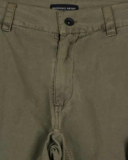 Marshall Artist – Kleidungsstückgefärbte Cargo-Shorts im Kampfstil in Khaki