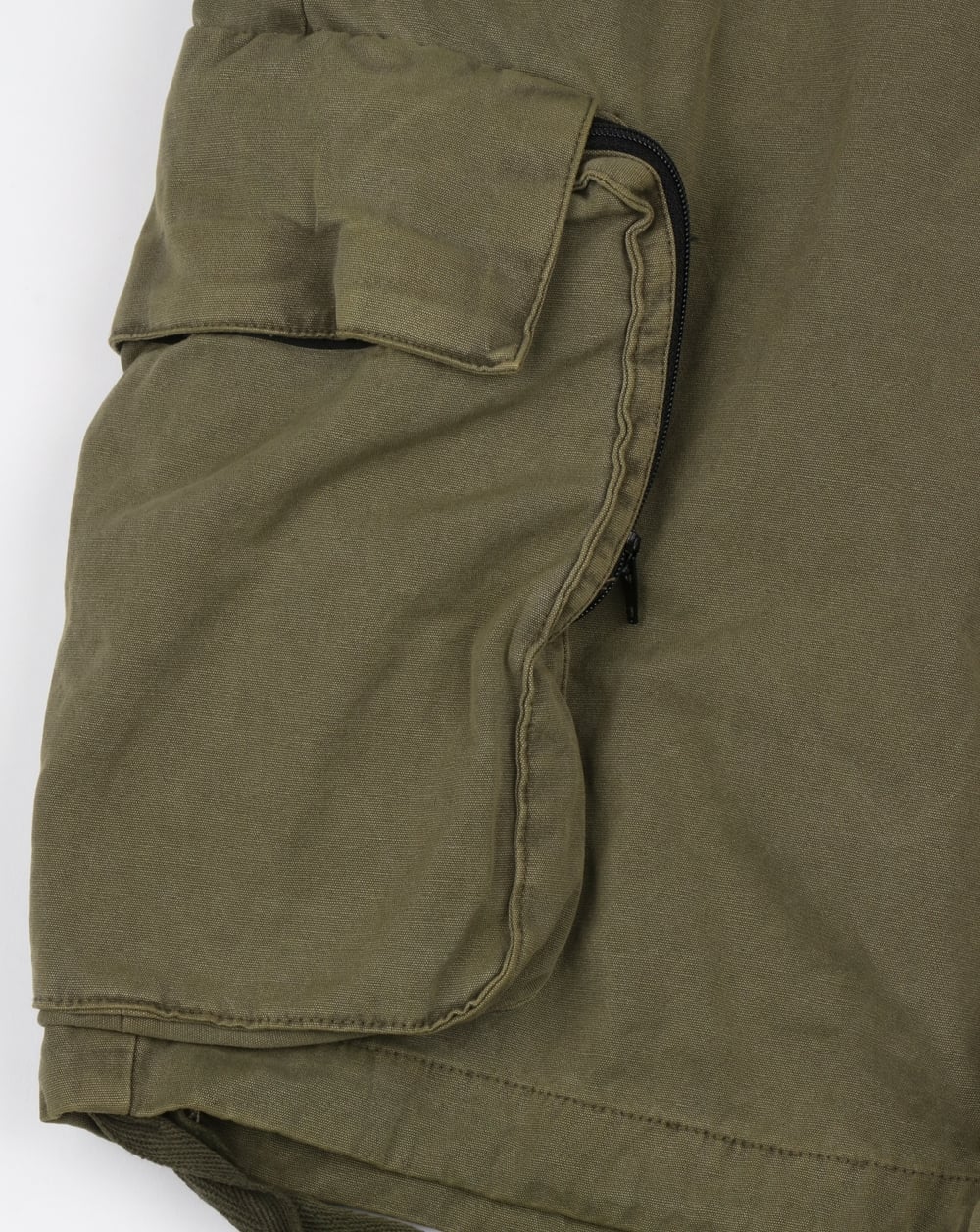 Marshall Artist – Kleidungsstückgefärbte Cargo-Shorts im Kampfstil in Khaki