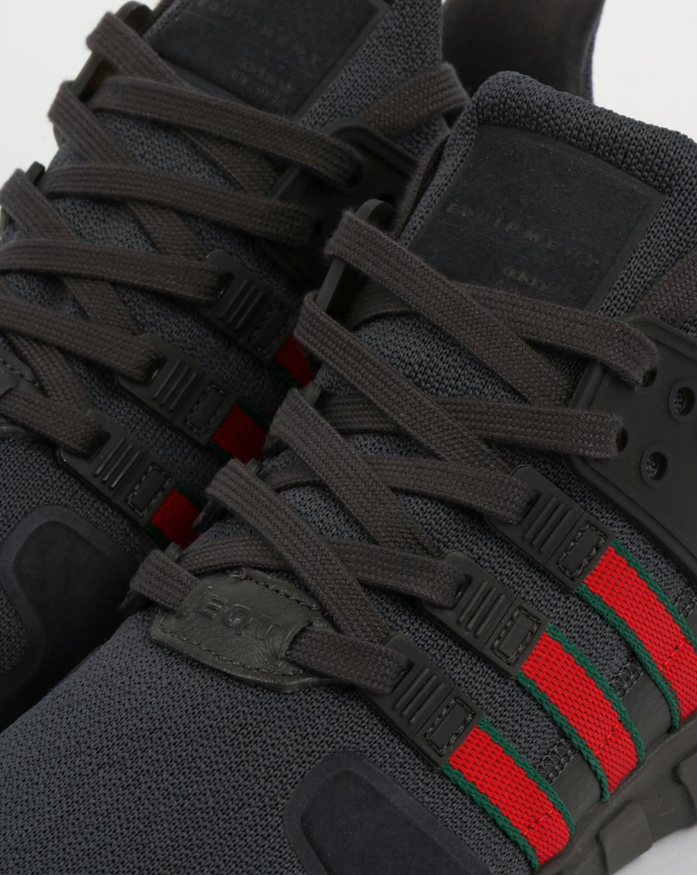 Adidas EQT Support ADV Turnschuhe Schwarz/Scharlachrot/Grün