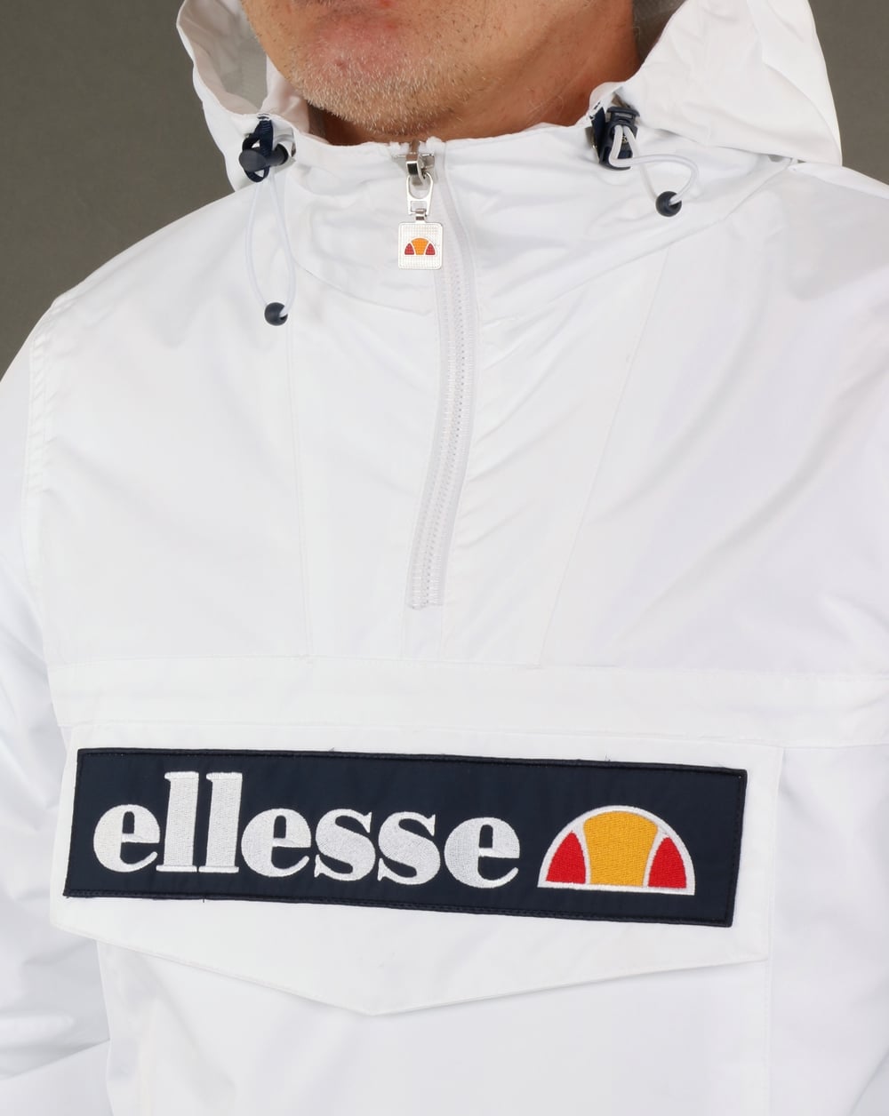 Ellesse – Weiße Jacke zum Überziehen mit Viertelreißverschluss