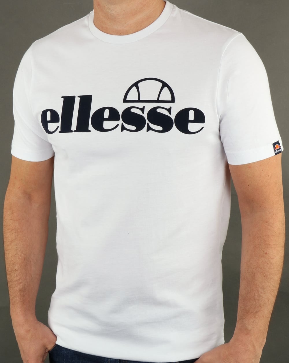Ellesse – Artoni – T-Shirt in Weiß