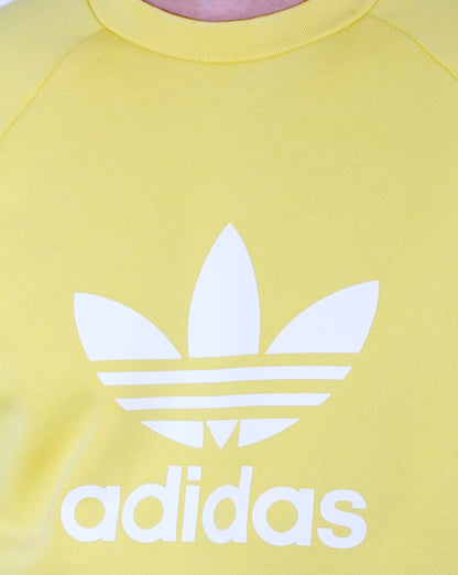 Adidas Originals – Sweatshirt mit Trefoil-Muster in zartem Zitronengelb