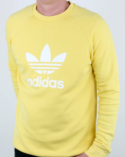 Adidas Originals – Sweatshirt mit Trefoil-Muster in zartem Zitronengelb