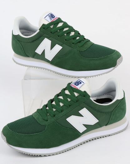 New Balance 220 Sneaker Waldgrün/Weiß