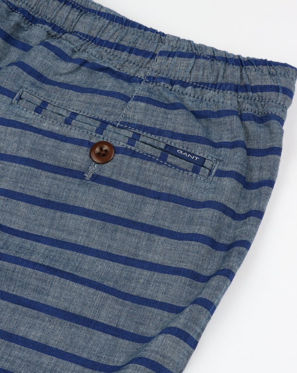 Gant – Lockere Shorts mit Print Lavablau