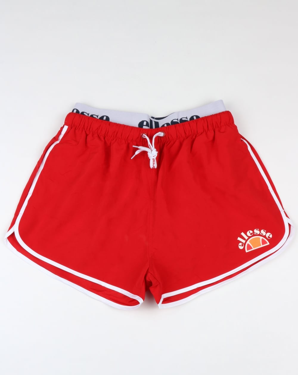 Ellesse – Atrani Shorts in True Red
