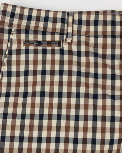 Aquascutum Winster Club Check Shorts Vicuna