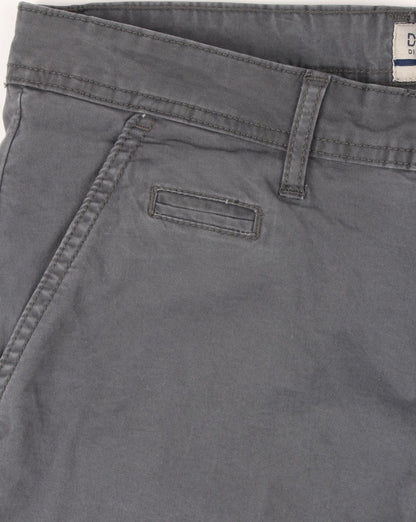 80er Casual Classics Chino Shorts Grau
