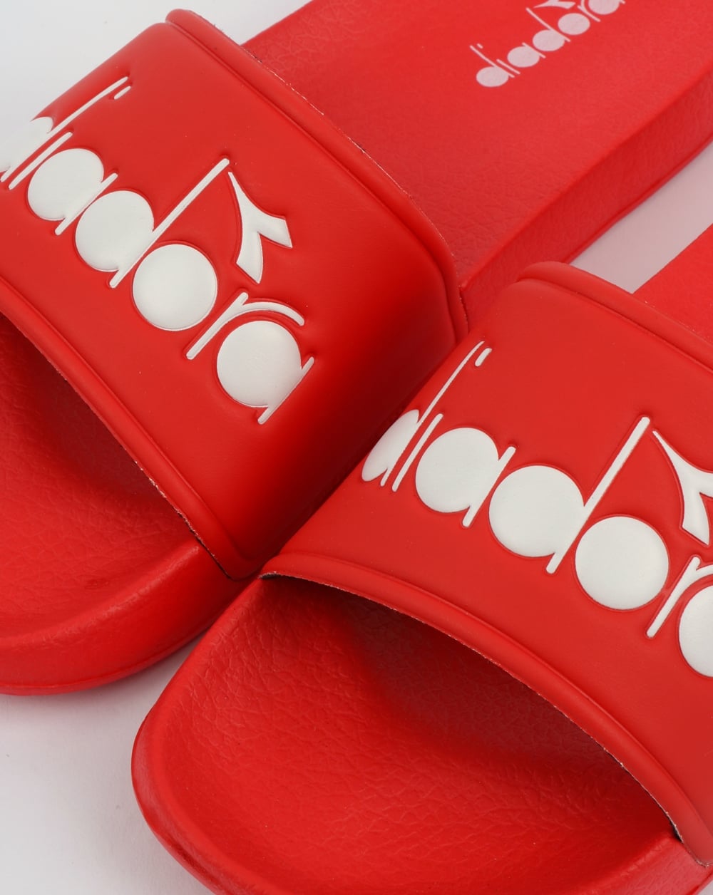 Diadora Serifos 90 Slider Karminrot