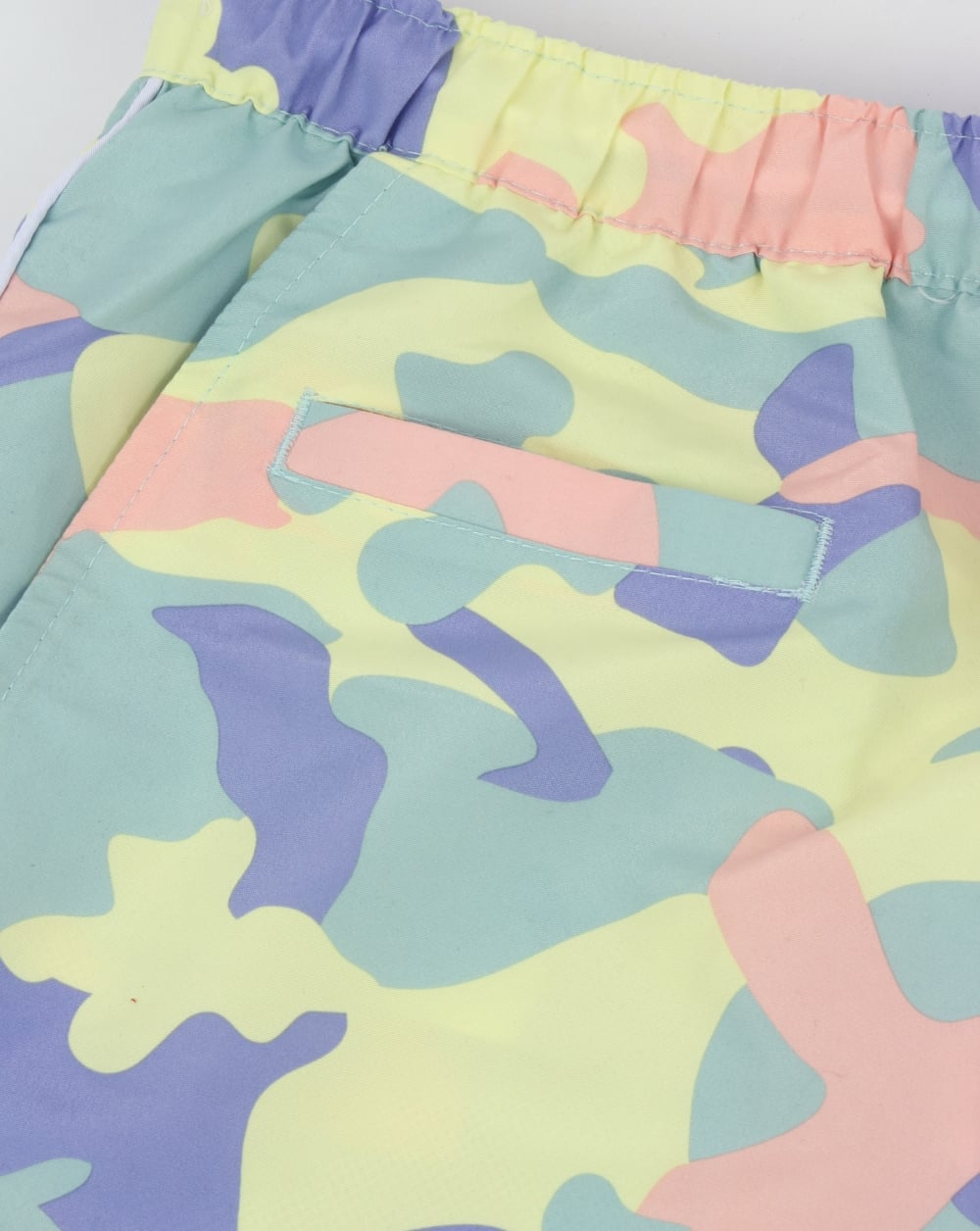 Ellesse – Badeshorts „Fresh Multi Camo“