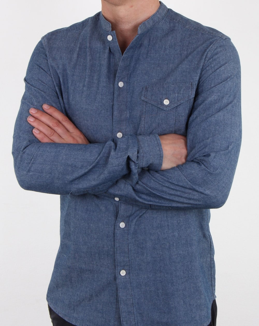 Pretty Green – Nightingale – Kragenloses Hemd in Indigo
