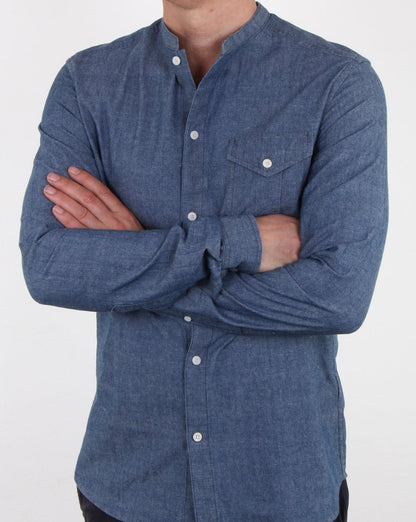 Pretty Green – Nightingale – Kragenloses Hemd in Indigo