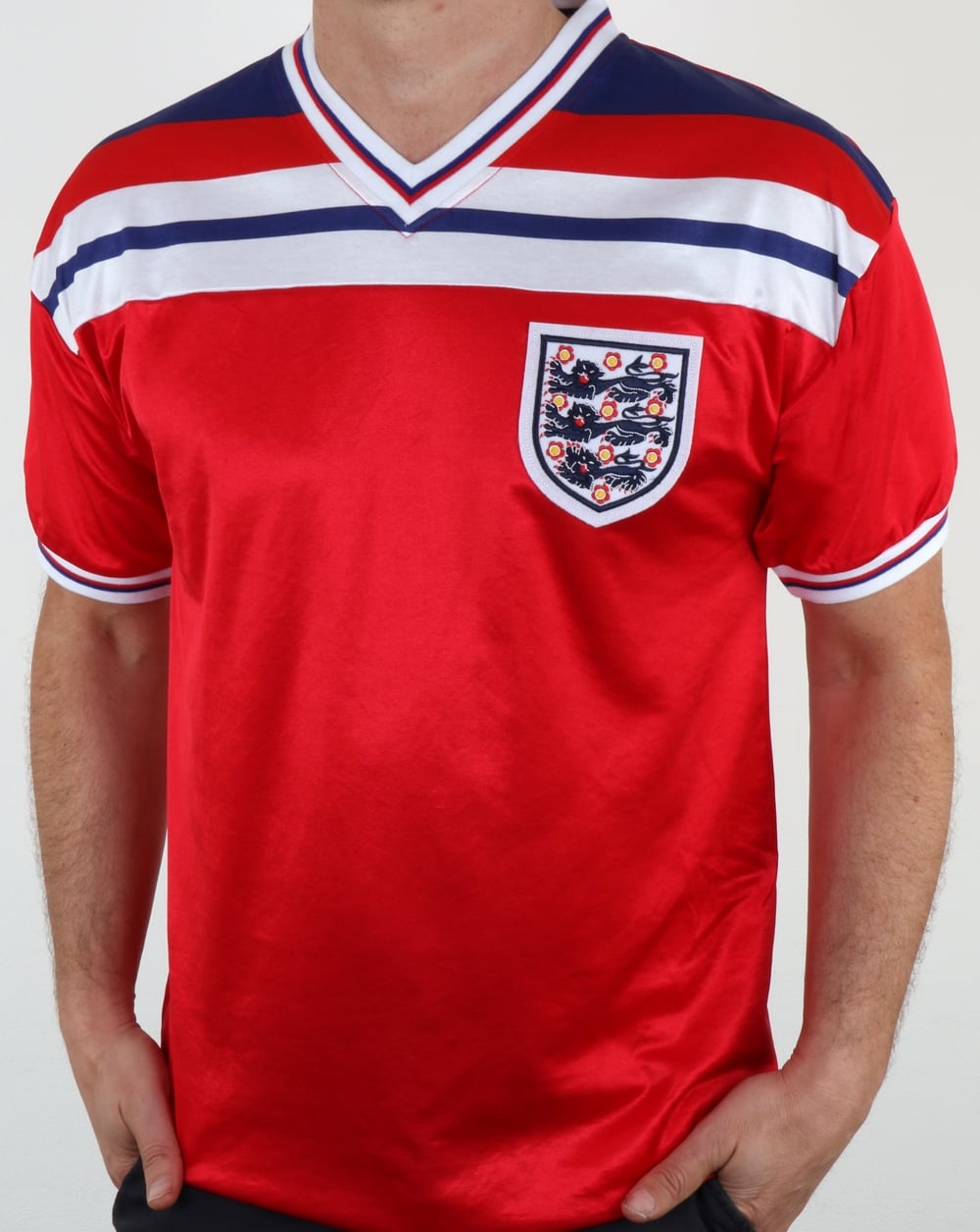 England 1982 Retro-Fußball-Auswärtstrikot Rot