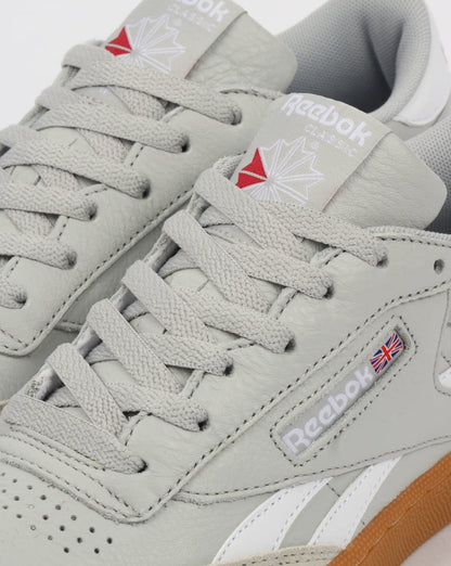 Reebok Revenge Plus Gum Sneakers Totenkopfgrau/Weiß