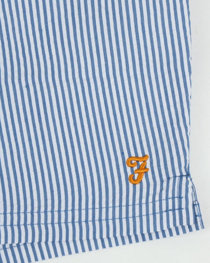 Farah – Colbert Seersucker-Badeshorts in Königsblau