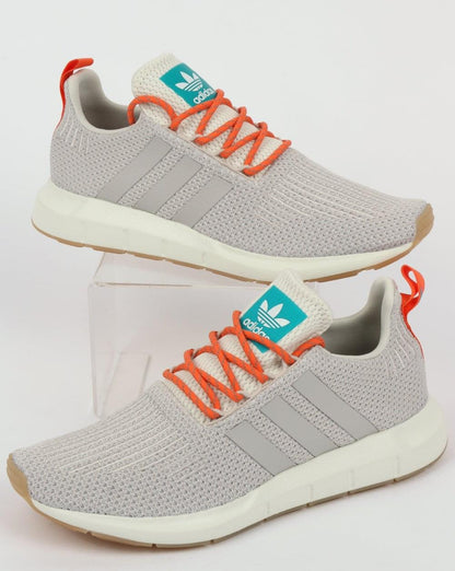 Adidas Swift Run Sneaker Kristallweiß/Grau