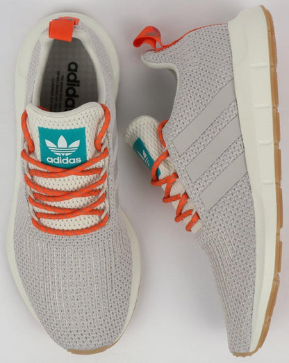 Adidas Swift Run Sneaker Kristallweiß/Grau