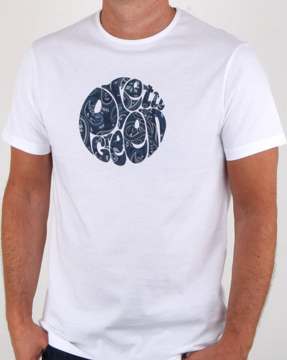 Pretty Green Thornley Paisley Logo T-Shirt Weiß/Marineblau