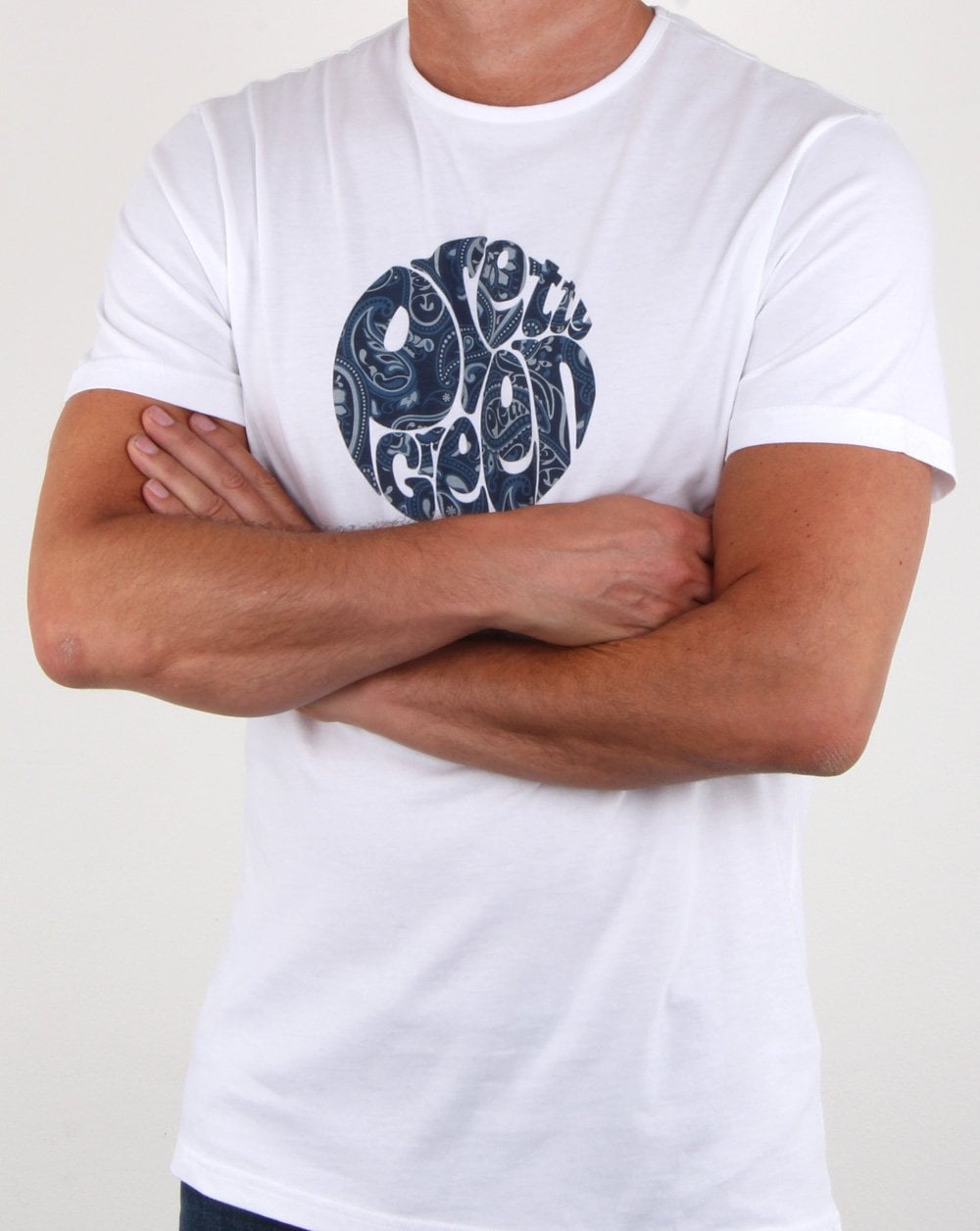 Pretty Green Thornley Paisley Logo T-Shirt Weiß/Marineblau