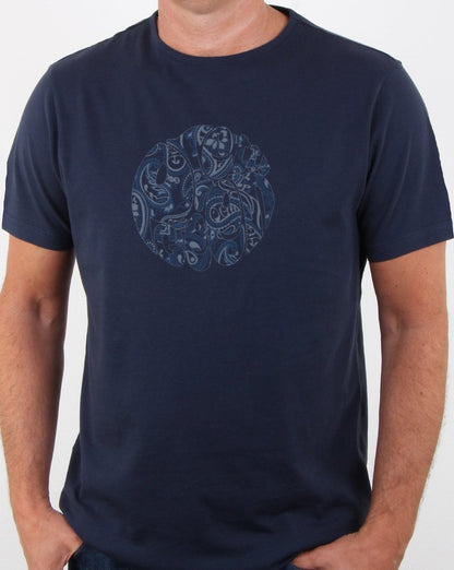 Pretty Green – T-Shirt mit Paisley-Logo in Marineblau