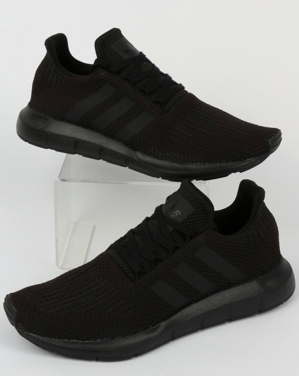 Adidas Swift Run Sneaker Dreifach Schwarz