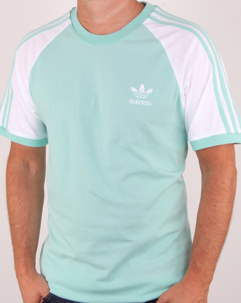 Adidas Originals – T-Shirt mit 3 Streifen in Mintgrün