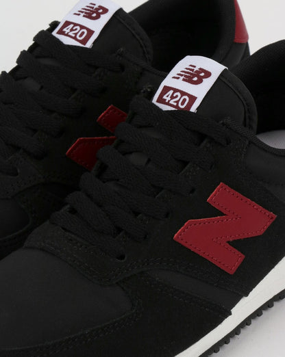 New Balance 420 Sneaker Schwarz/Burgund