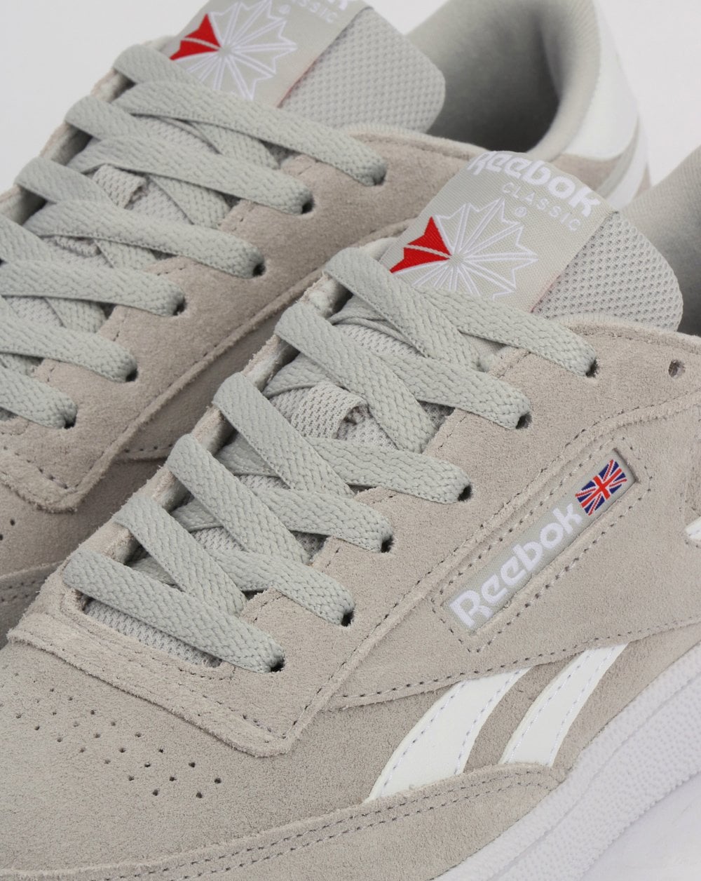 Reebok Revenge Plus Sneaker Grau/Weiß