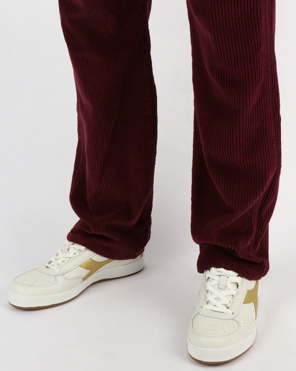Lois Dallas Jumbo Straight Cordhose in Burgunderrot