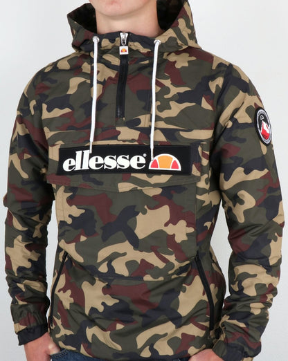 Ellesse – Jacke zum Überziehen mit Viertelreißverschluss in Camouflage