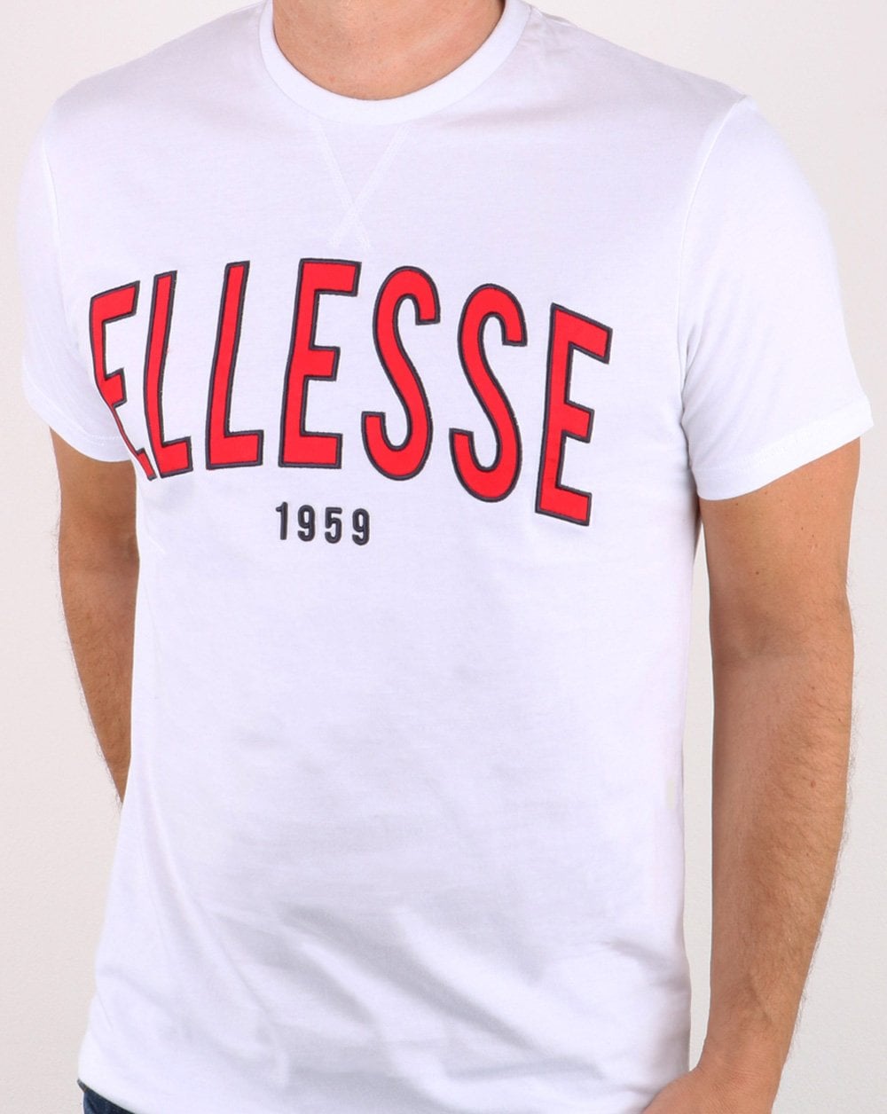 Ellesse – T-Shirt „90's Outline“ in Weiß