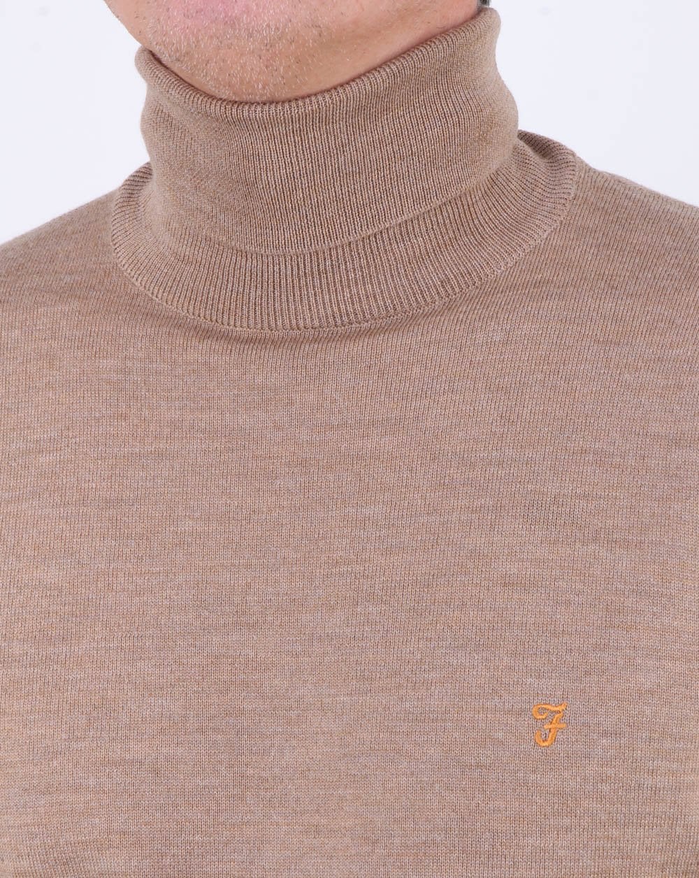 Farah Gosforth Merino Rollkragen Hellsand