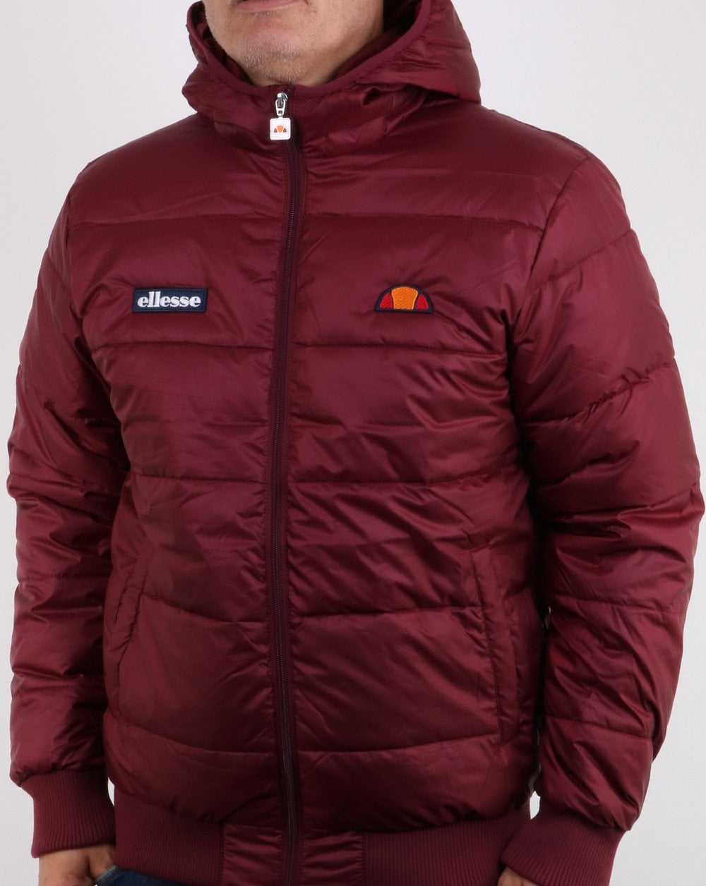 Ellesse – Wattierte Bomberjacke in Burgunderrot