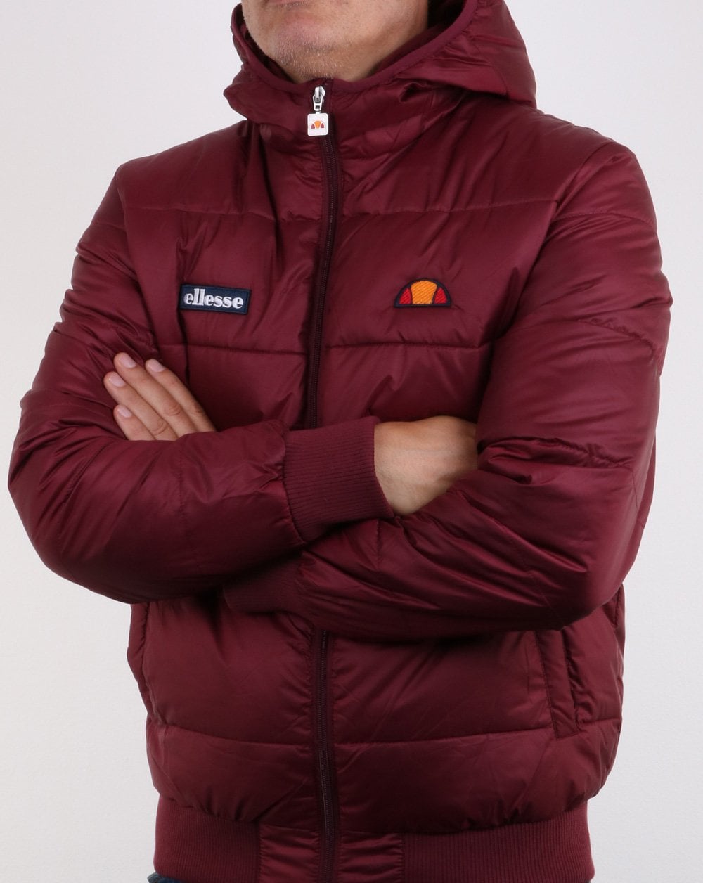 Ellesse – Wattierte Bomberjacke in Burgunderrot