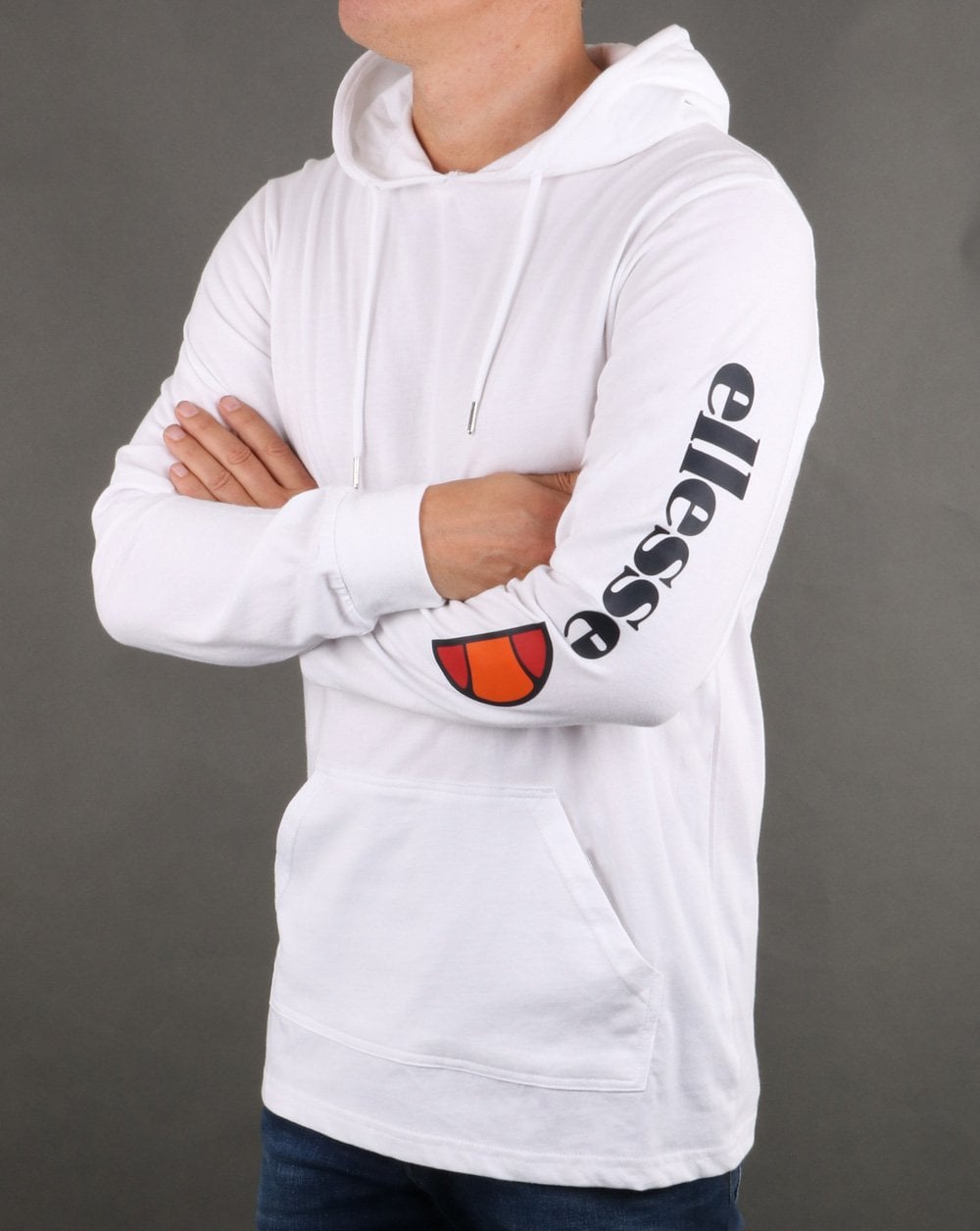 Ellesse – Oratoria – Langärmliges T-Shirt mit Kapuze in Weiß