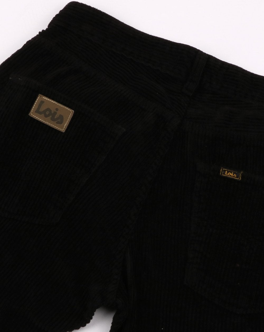Lois Terrace – Jumbo-Cordhose im Regular Taper Fit – Schwarz
