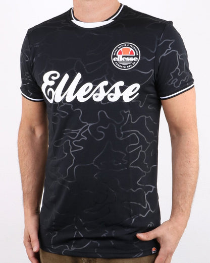 Ellesse – Vico – T-Shirt in Schwarz