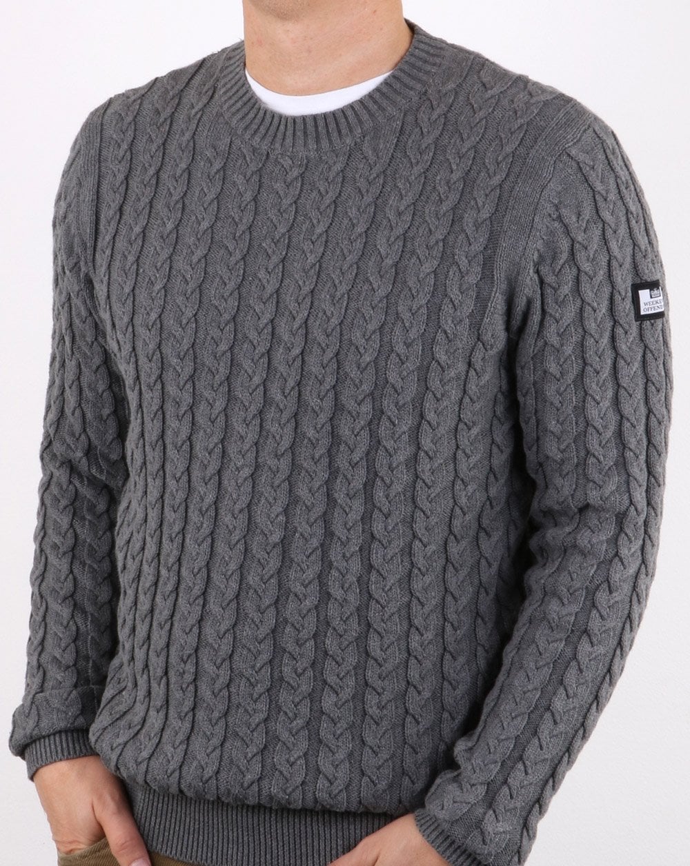 Weekend Offender – Pullover mit Zopfmuster, Stahlgrau