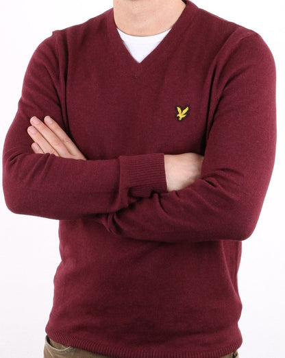 Lyle And Scott – Pullover aus Merinowolle mit V-Ausschnitt, Weinrot meliert
