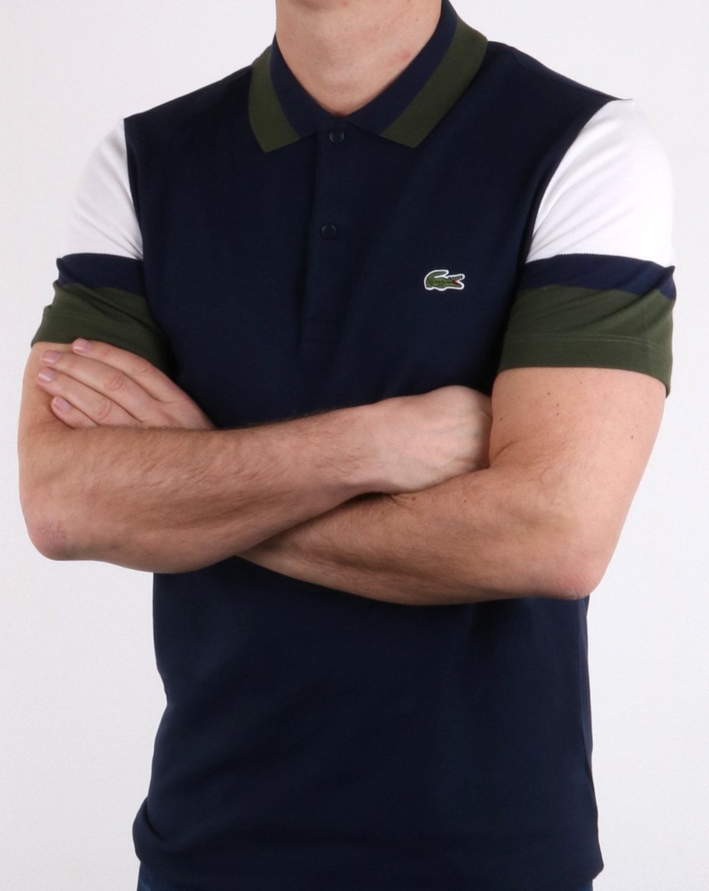 Lacoste Poloshirt mit farbigen Ärmeln in Marineblau, Weiß und Grün
