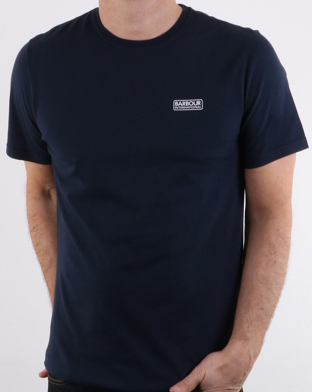 Barbour International – T-Shirt mit kleinem Logo in Marineblau