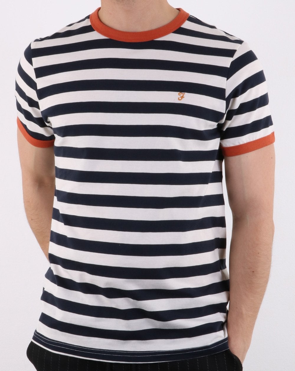 Farah – Belgrove – Gestreiftes T-Shirt in Marineblau