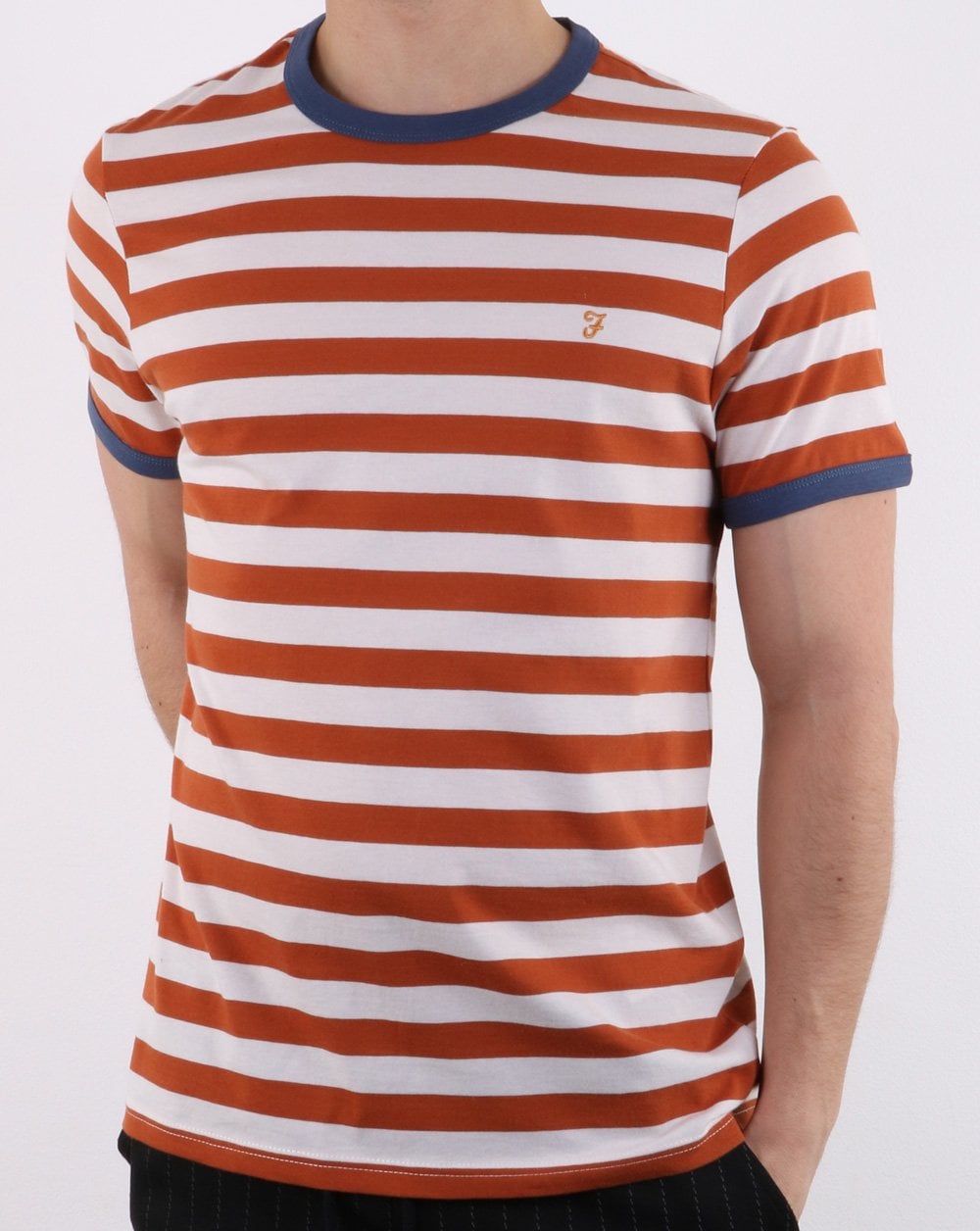 Farah – Belgrove – Gestreiftes T-Shirt in Rostrot